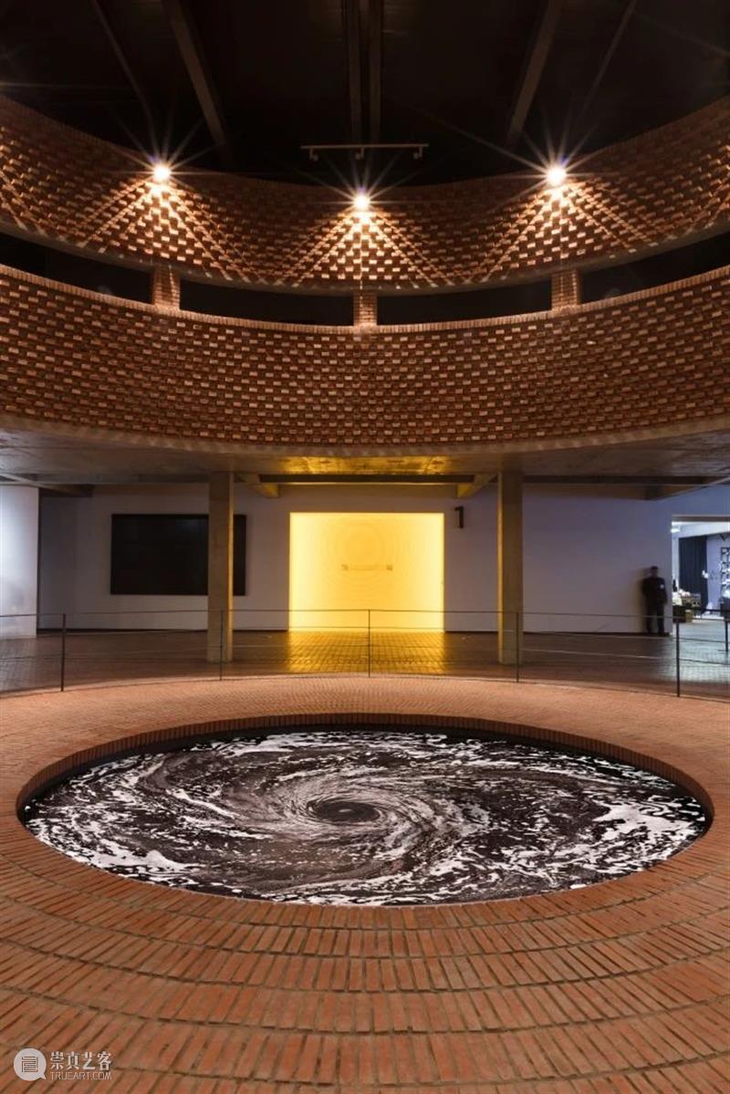 常青画廊大型装置主题线上展厅「XXL」——安尼施·卡普尔:「下沉」 博文精选 常青画廊 CONTINUA 线上 XXL 画廊 装置 卡普尔 安尼施 常青 主题 展厅 当前 崇真艺客